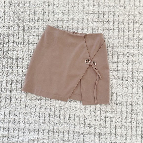 Mooloola Elegant Tan Wrap Skirt - Picture 1 of 3